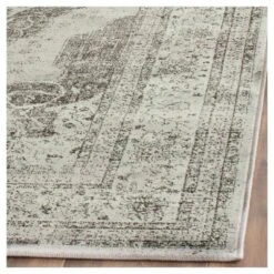 Luca Vintage Rug - Safavieh