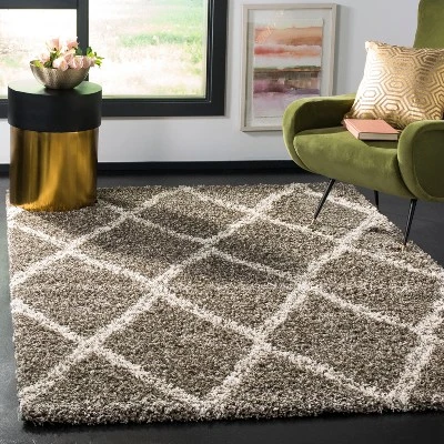 Madeleine Geometric Loomed Rug - Safavieh 4 Madeleine Geometric Loomed Rug - Safavieh - Image 2