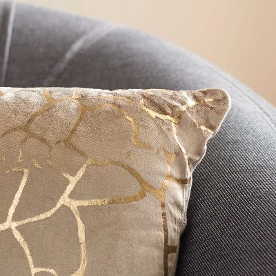 Verzla Pillow - Safavieh 4 Verzla Pillow - Safavieh - Image 2