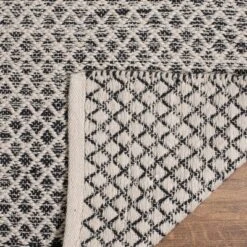 Montauk MTK601 Hand Woven Area Rug - Safavieh -Safavieh Sales Store GUEST 5780d117 9c52 4473 b299 0f7b119cbfa2