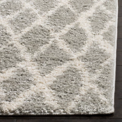 Larkspur Loomed Rug - Safavieh 4 Larkspur Loomed Rug - Safavieh - Image 2