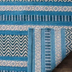 Careen Woven Rug - Safavieh -Safavieh Sales Store GUEST b4b74ce4 781e 4886 be8a 654345fde6b0