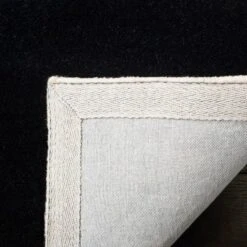 Penny Quatrefoil Design Tufted Accent Rug - Safavieh -Safavieh Sales Store GUEST ceb0b70d f43a 415f a1b2 0d93ddf51fb3