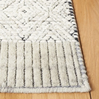 Martha Stewart MSR9604 Hand Loomed Area Rug - Safavieh 3 Martha Stewart MSR9604 Hand Loomed Area Rug - Safavieh