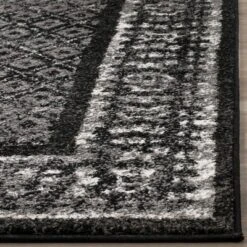 Remi Area Rug - Safavieh